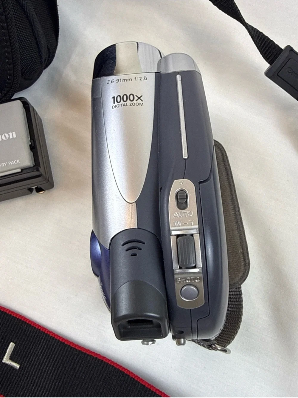 Lot of Vintage Canon EOS DVD Camcorder with LowerPro Black Carry Bag 2 Batteries